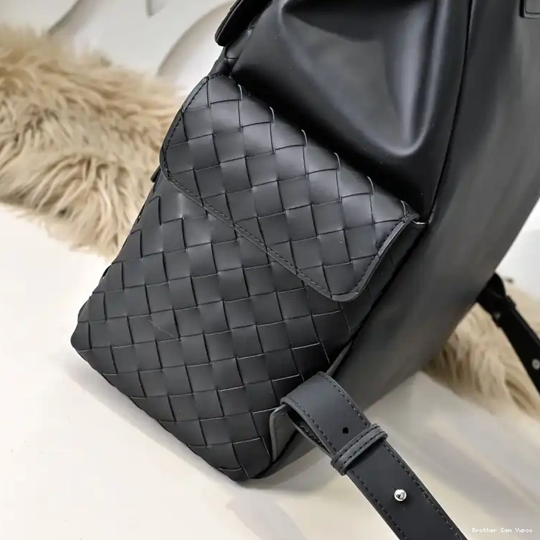 Brother Sam Bottega Bags 2411YA0040 Veneta 0822